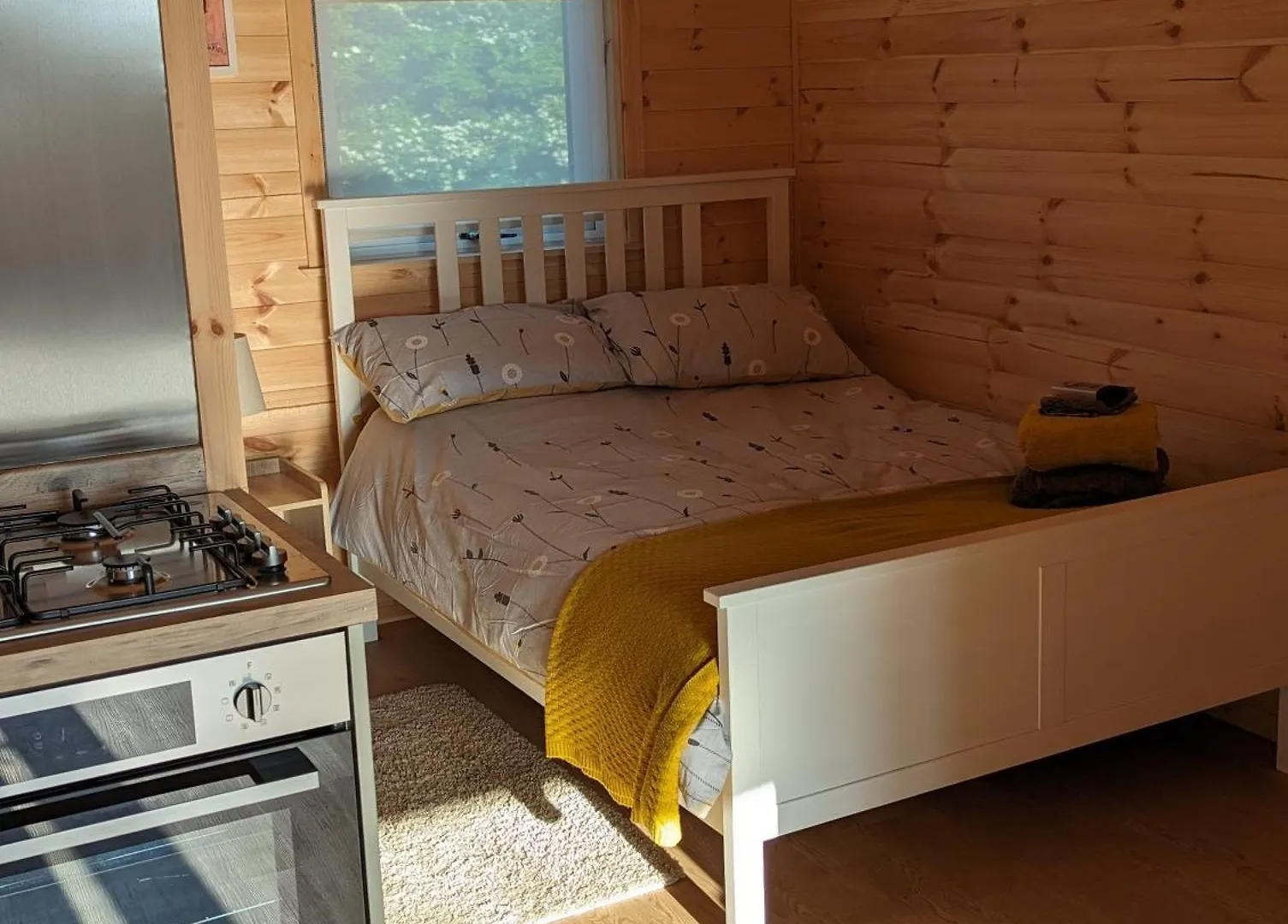 My Happy Hounds Glamping Hotel Northallerton Campsite