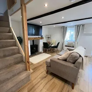 Millstone Newmillerdam Holiday home