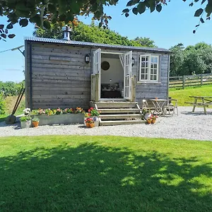 elvan-farm-shepherds-hut.exeterhotels.net/